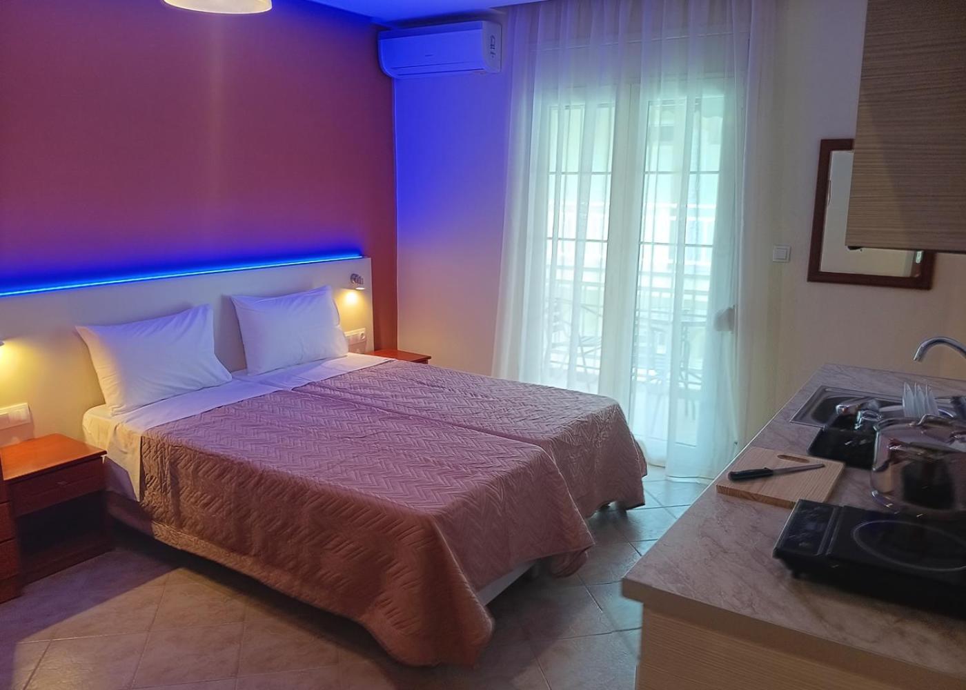 Oasis Blue Inn Leptokaryá Extérieur photo